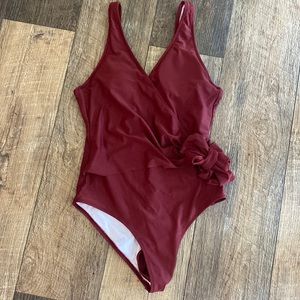 Small Cupshe swimsuit Burgundy